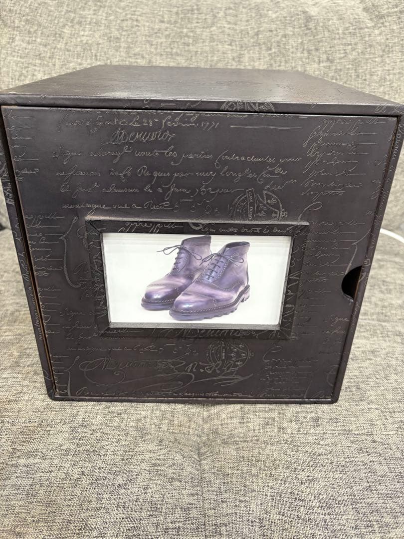 超希少!! ベルルッティ シューズボックス