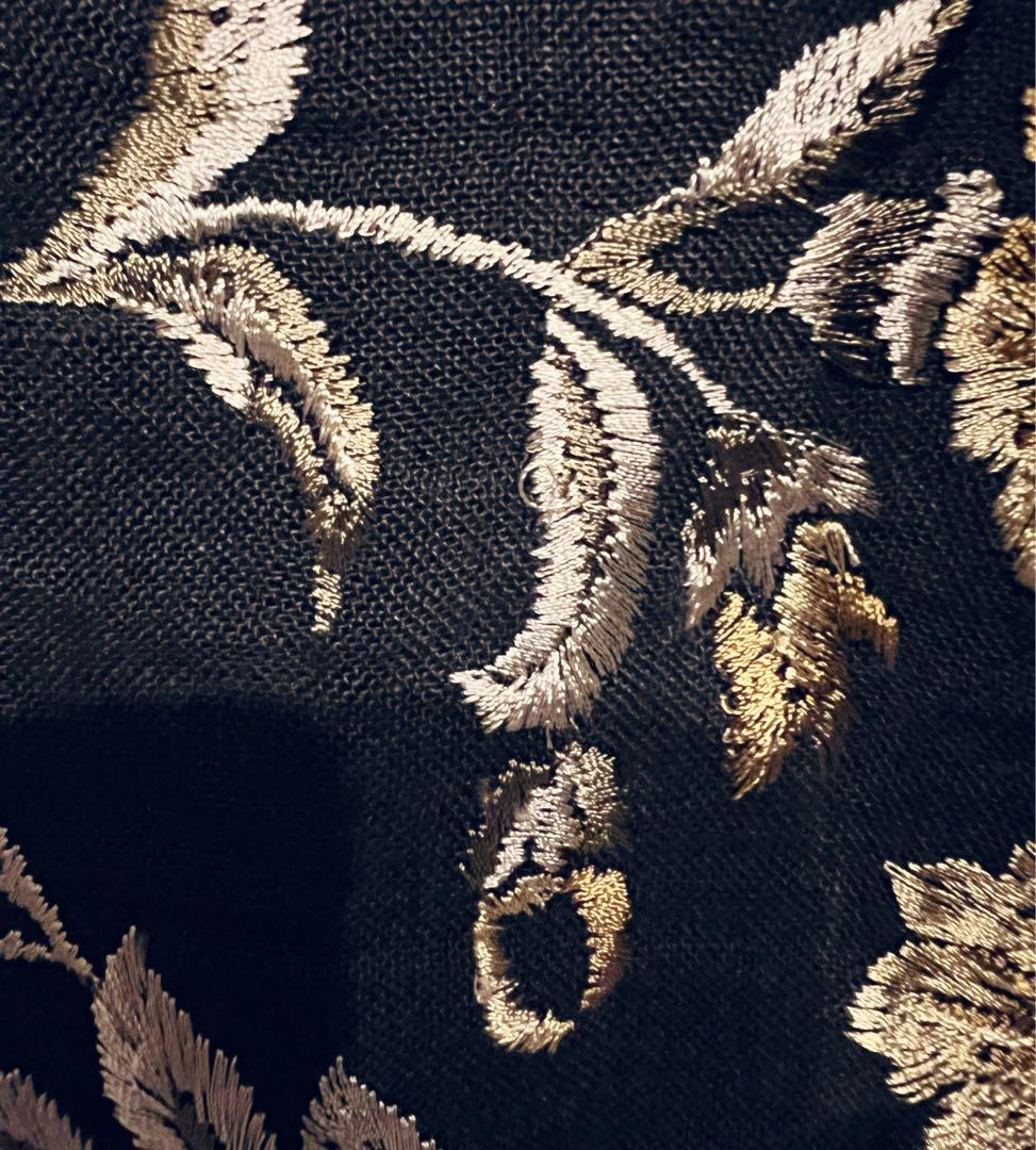 トップス ERIKO KATORI flower embroidery camisole