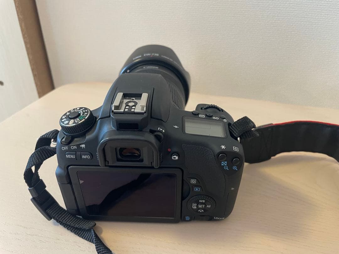 キャノン　一眼レフ　EOS8000D 美品　オプション豊富！　一部訳あり