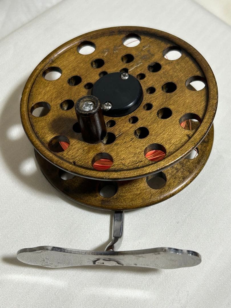 【良品】宇崎日新　NISSIN　釣竿　黒鯛・チヌ用　天然木リール　糸　取説有り