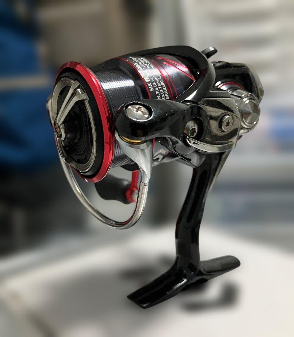 よ*ー様 18月下美人 MX LT2000S リール