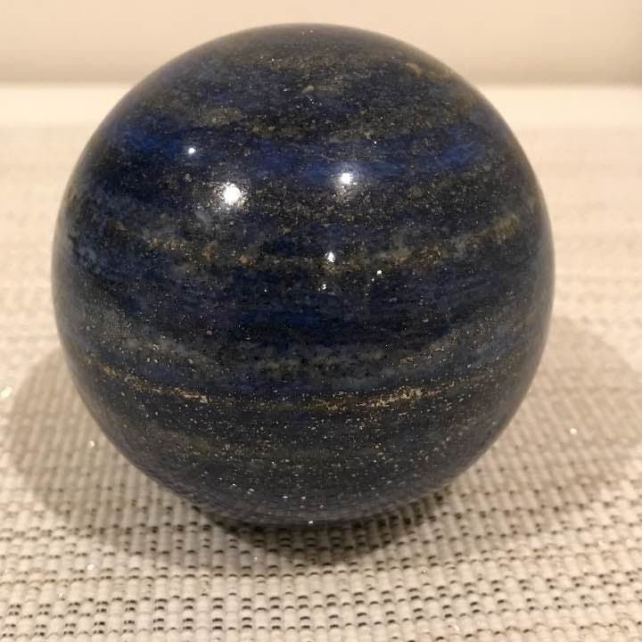 ラピスラズリ（青金石）68mm 0.570kg アフガニスタン産 台座無し