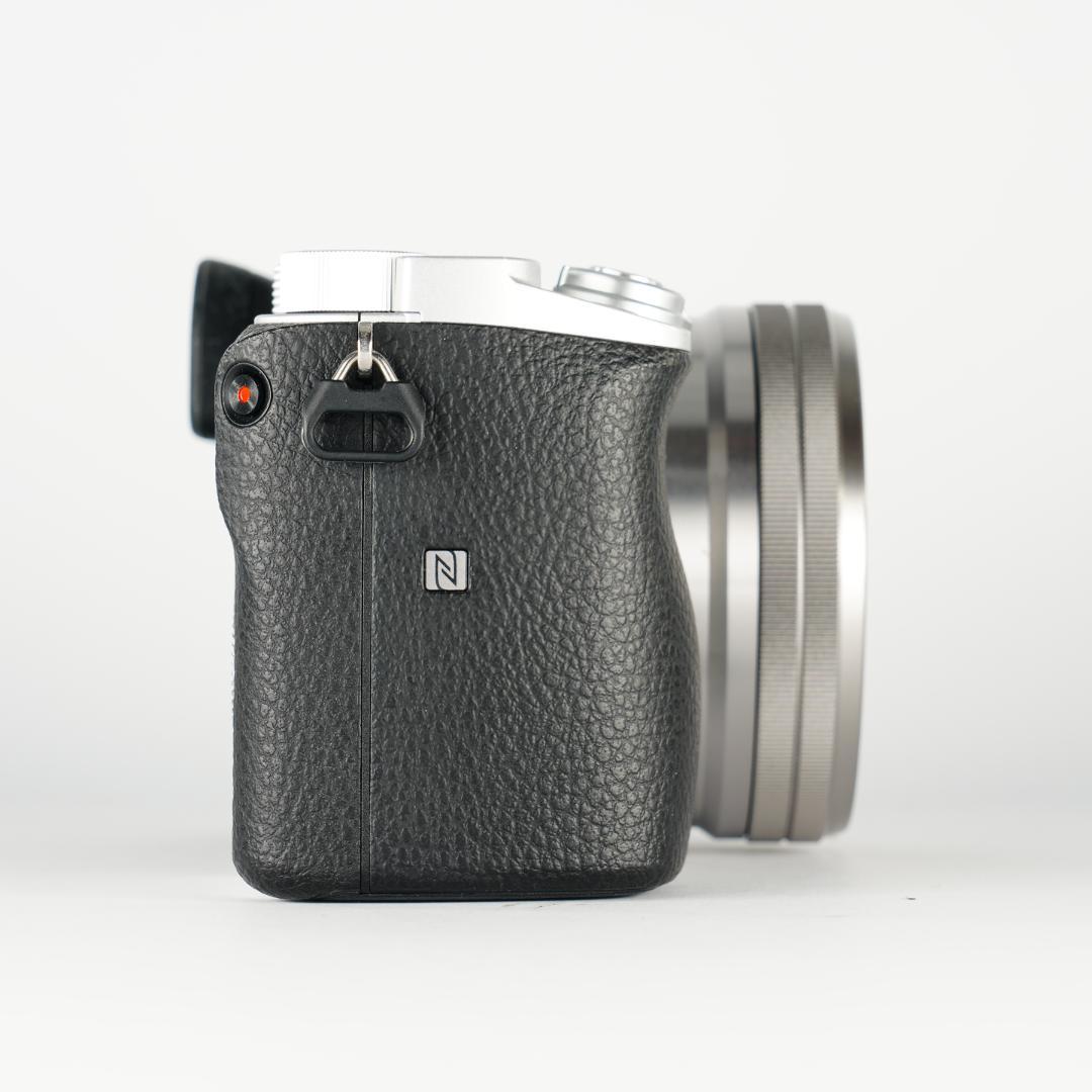 子どもの2度と戻らない瞬間を美しく、最高カメラ SONY α6400 ミラーレス