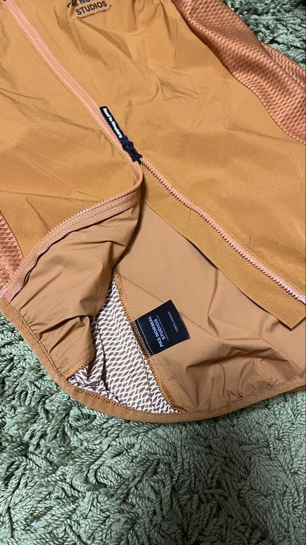 【美品】 Men’s Mechanism Stowaway Gilet XS