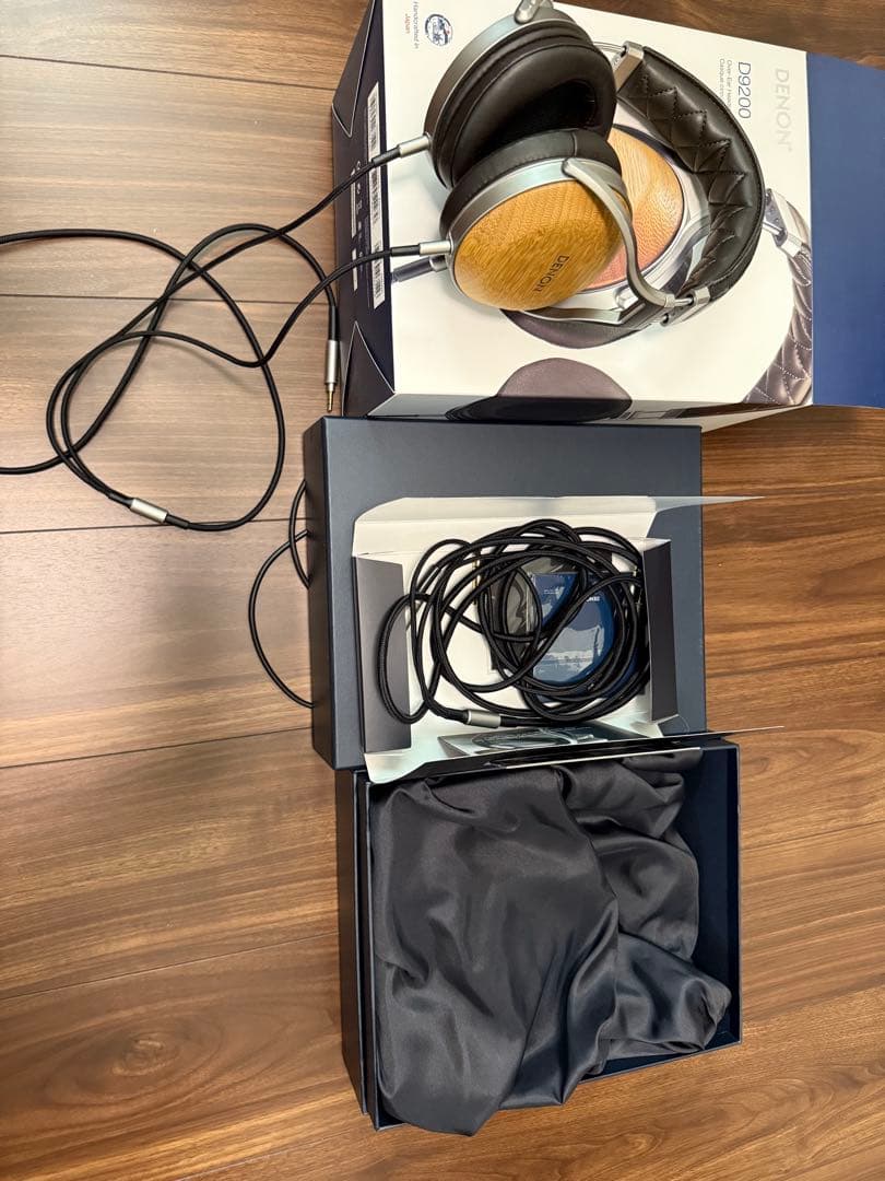 ヘッドホン AH-D9200