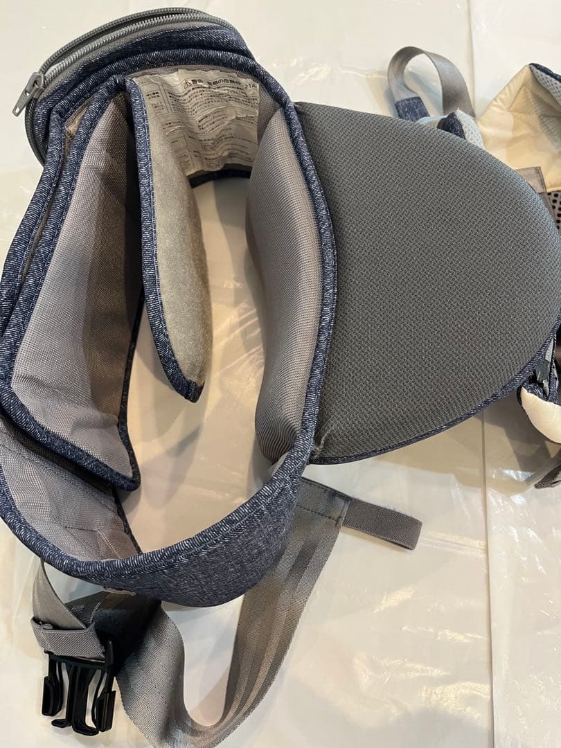 【美品】ミキハウスx ポグネー ヒップシートキャリア インディゴブルー　抱っこ紐