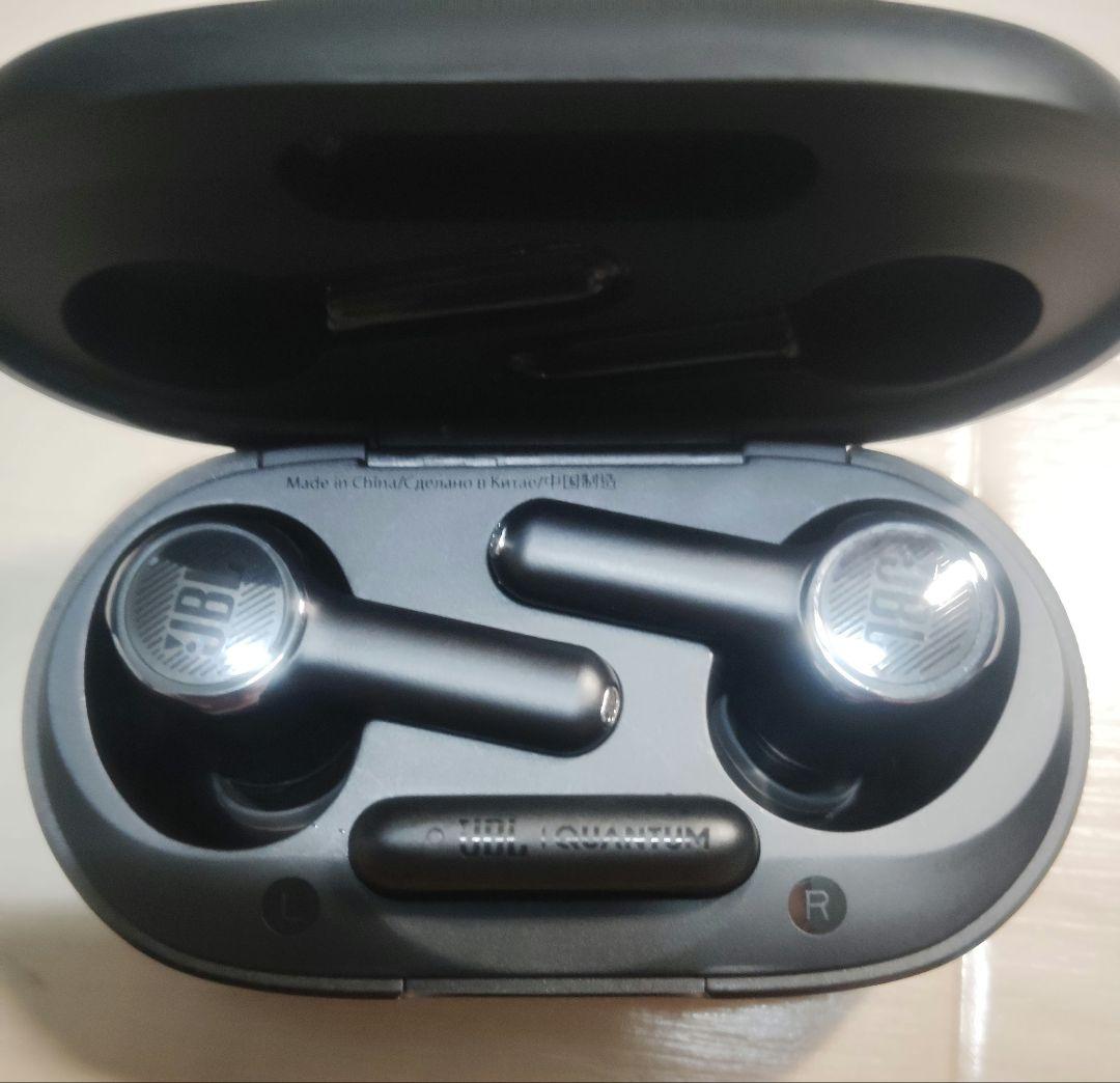 JBL Quantum TWS ワイヤレスイヤホン ブラック