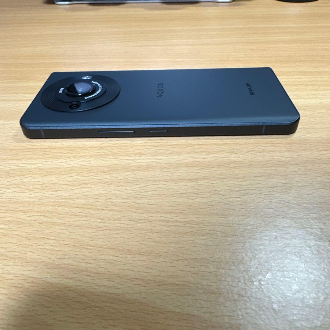 スマートフォン本体 AQUOS R8 pro