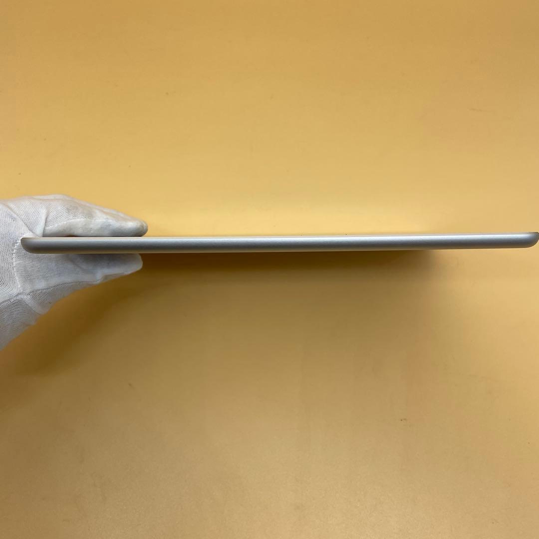 アップル Apple iPad 第5世代 A1823 32GB