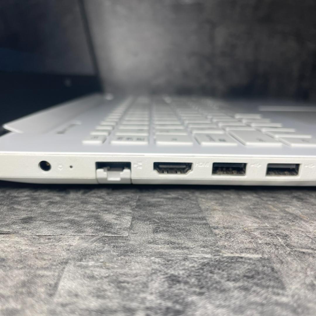 ★Windows11 最新オフィス2024 SSD初期設定済すぐつかえます★美品