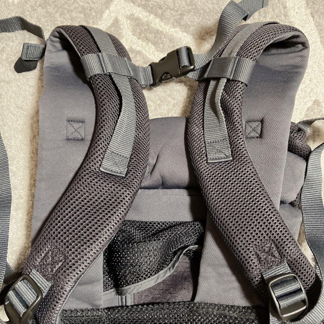 アップリカ　ラクリス　ダークグレー　抱っこ紐　赤ちゃん　新生児