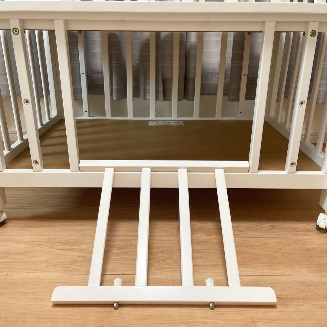 【直接引き取り限定★滋賀県】KATOJI カトージ　ベビーベッド　ミニ　ホワイト