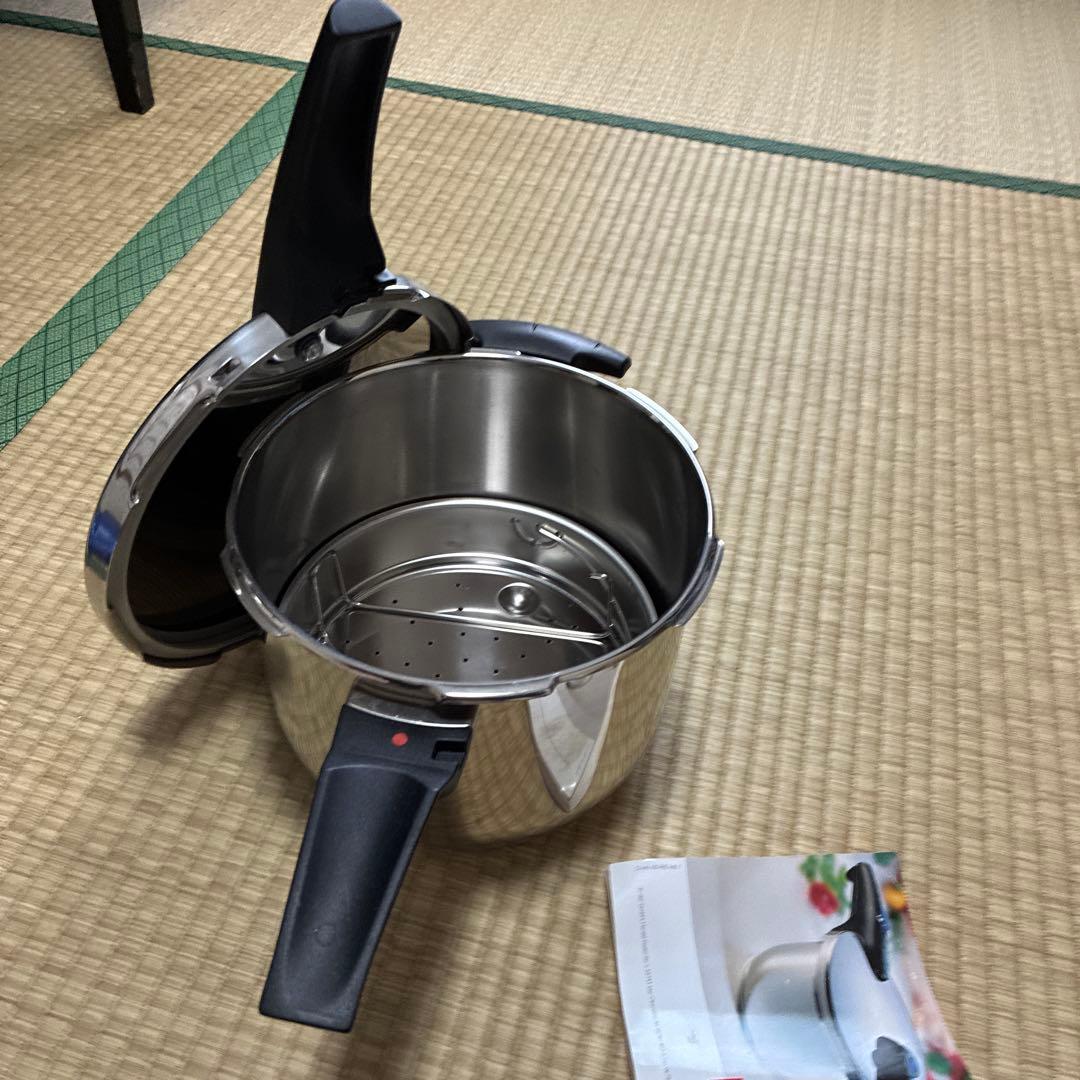 Fissler 中型圧力鍋 ステンレス製　未使用
