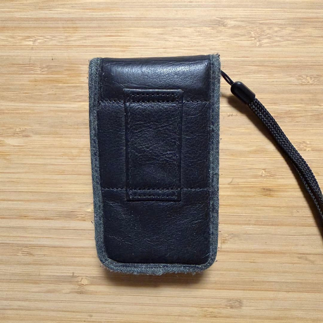 【RICOH GR10】コンパクトフィルムカメラ　ブラック　ケース付