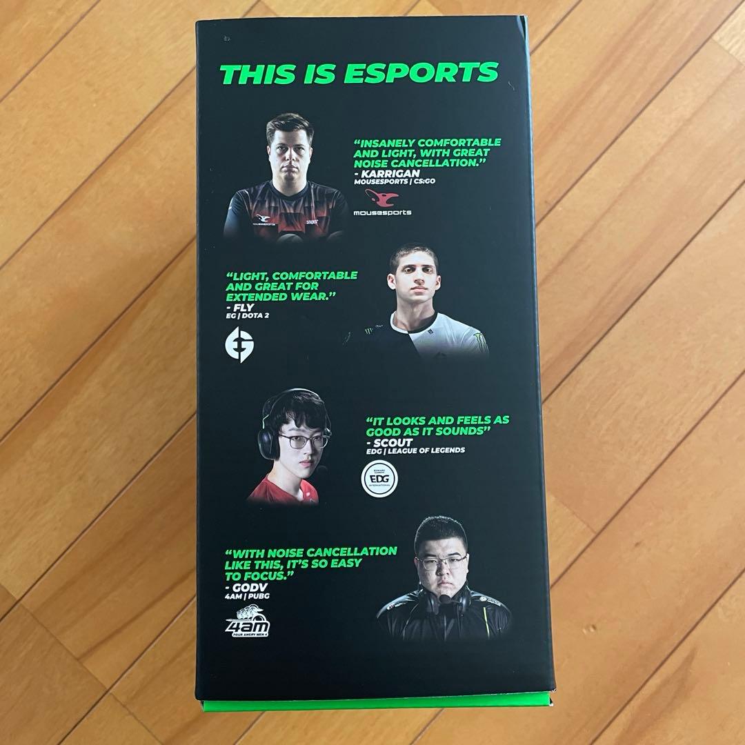 Razer BlackShark V2 + USBサウンドカード 美品ヘッドホン