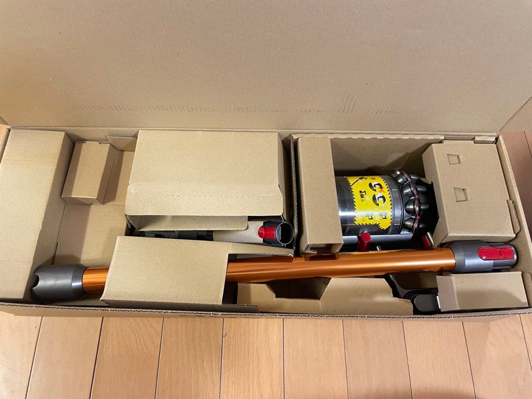 ダイソン V10 Fluffy SV12FFLF ジャンク　新品パーツも多数！