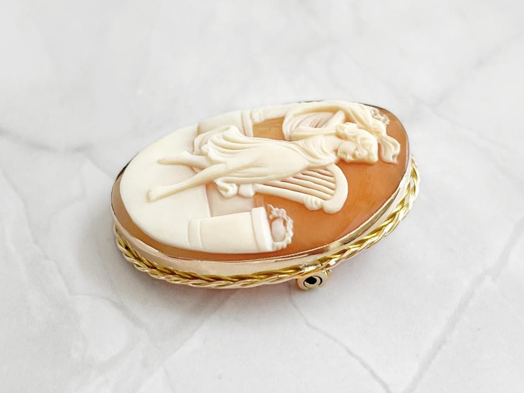 K9 イギリス カメオ ブローチ︵︵︵アンティーク