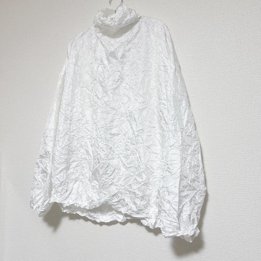 ISSEY MIYAKE イッセイミヤケ シワ加工　ハイネック　トップス