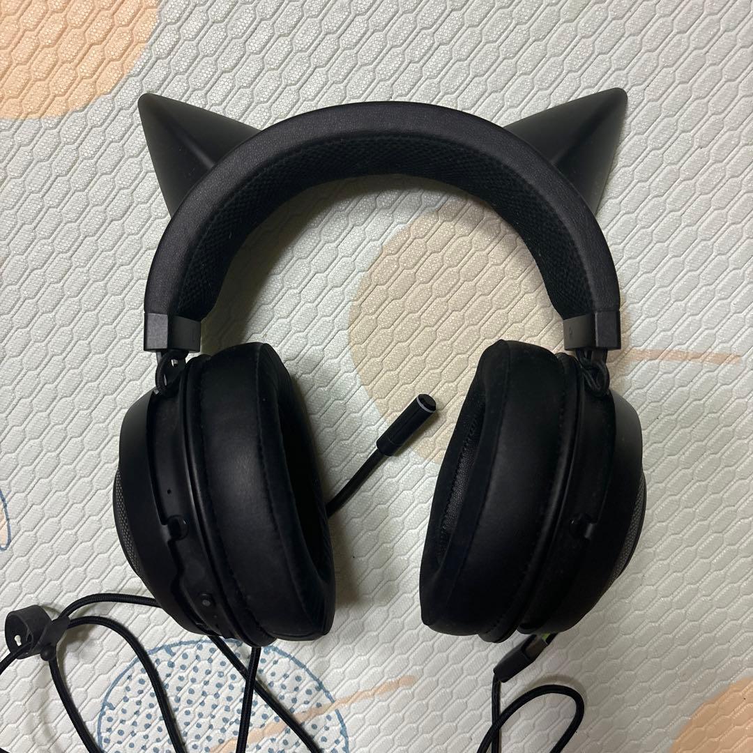 ヘッドホン Razer Kitty Quartz Black