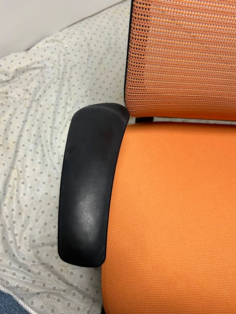 オカムラ　バロン　ハイバック　オレンジ② 6.10.14