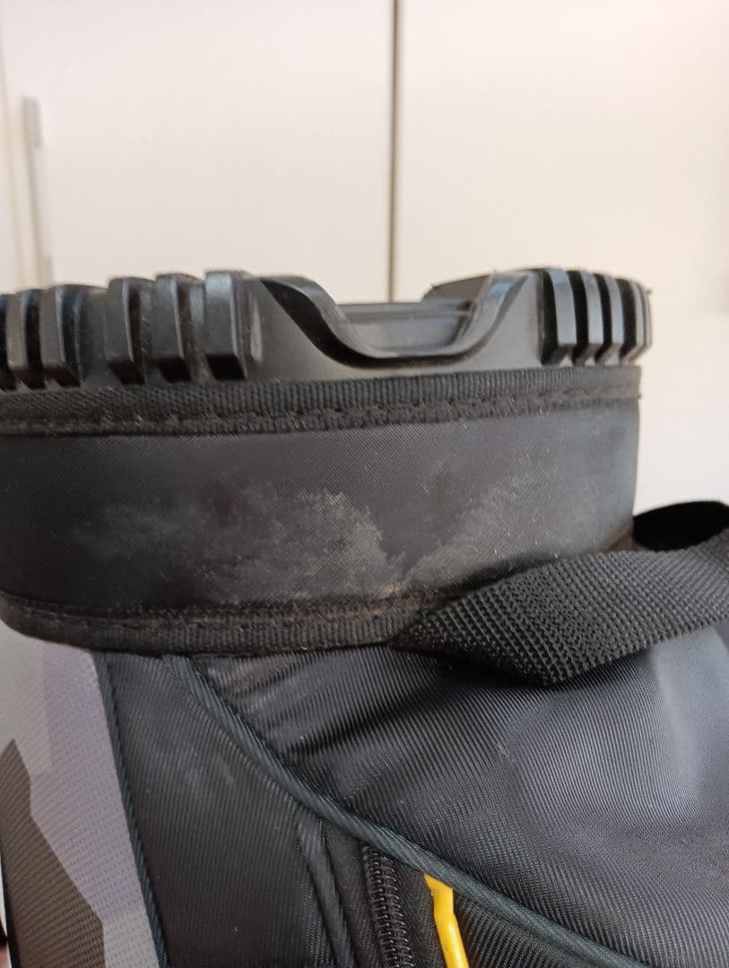 テーラーメイド キャディバッグ 黒/黄色 カモフラ柄