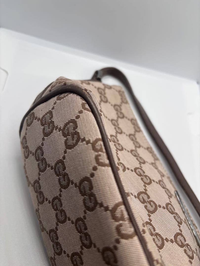 極美品　GUCCI アクセサリーポーチ