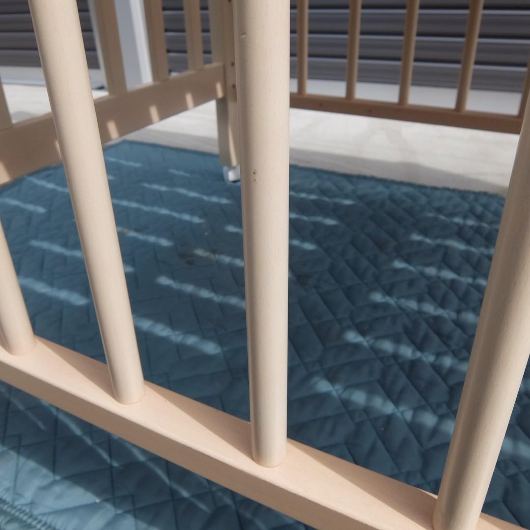 332　ファミリア　ベビーベッド