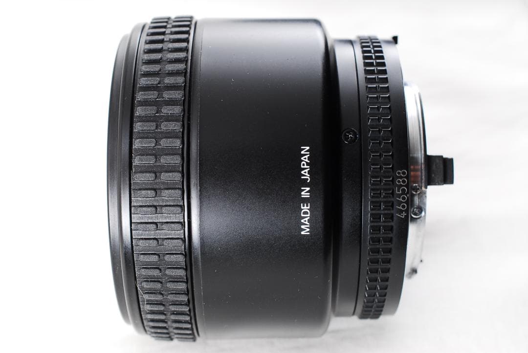 ニコン Nikon AF Nikkor 85mm F1.8D Lens