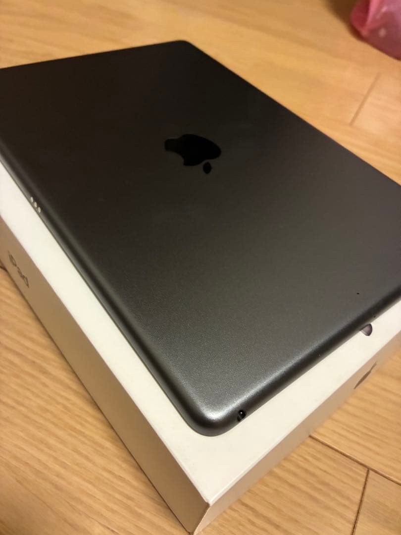 Apple iPad 10.2インチ スペースグレー 32GB 本体