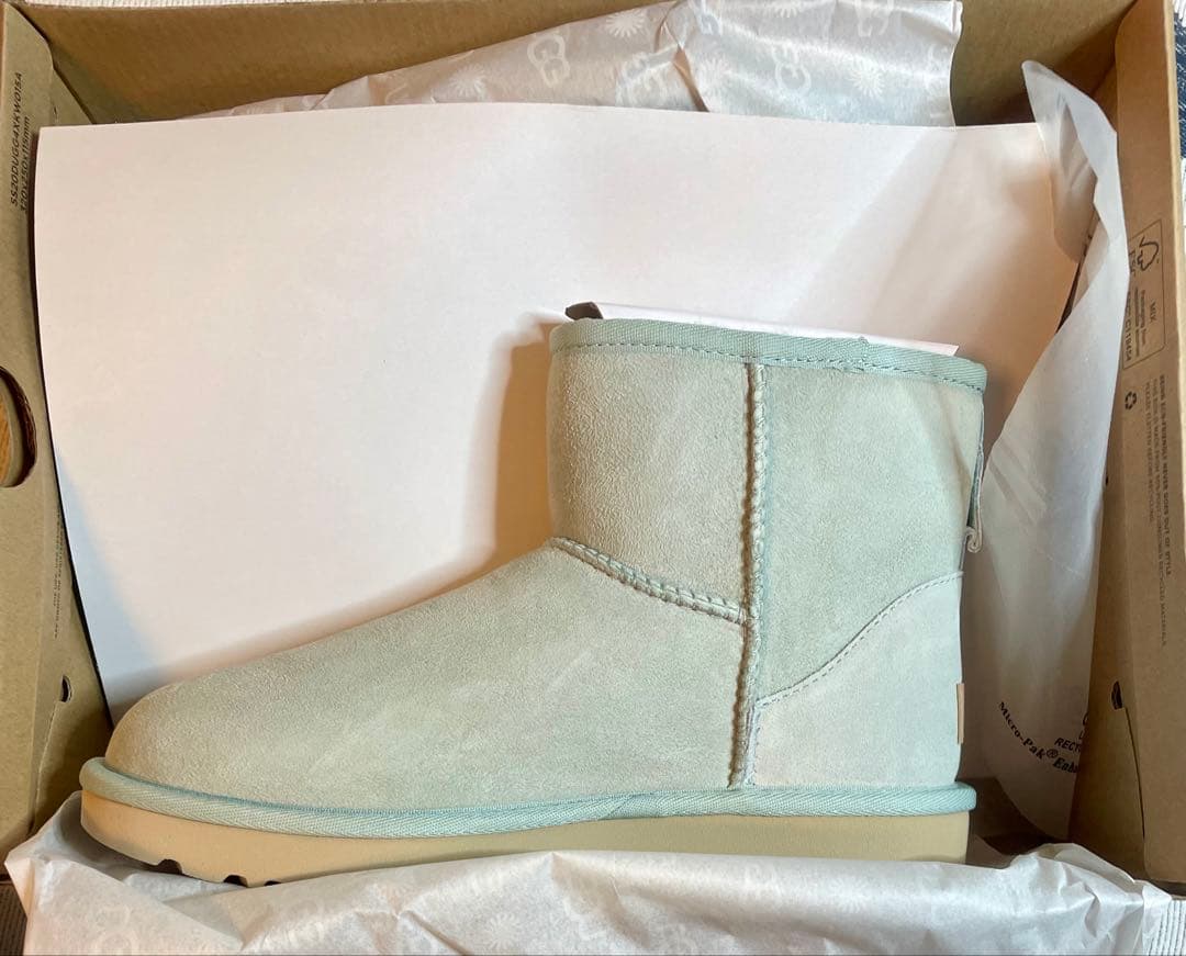 【新品　未使用】　UGG　クラッシックミニⅡ　スカイグレー　24cm