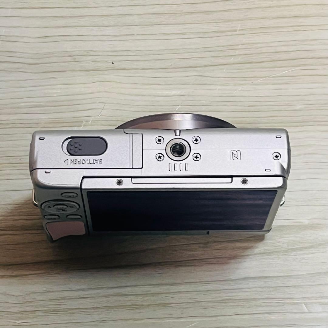 Canon EOS M100 ピンク　箱付き