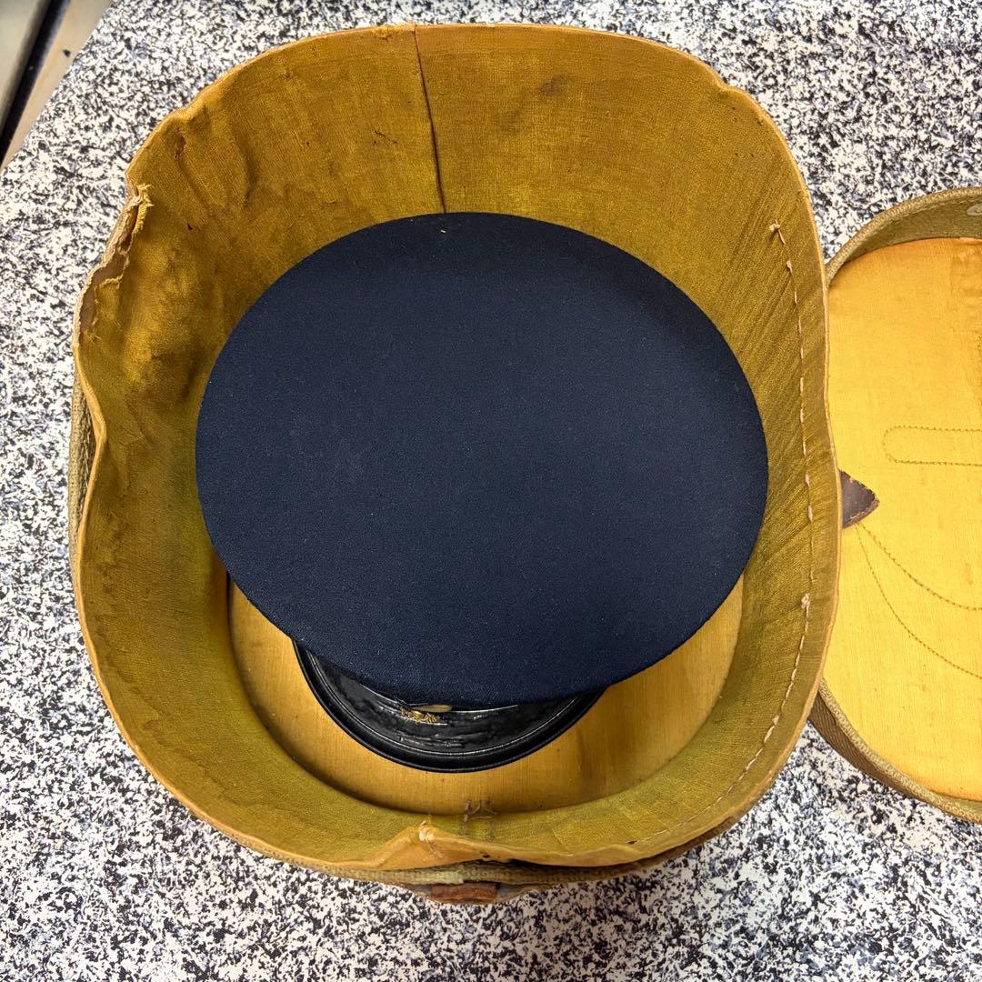 当時物　旧日本帝国海軍　制帽　帽子　軍帽　ネーム入り ミリタリー　箱付