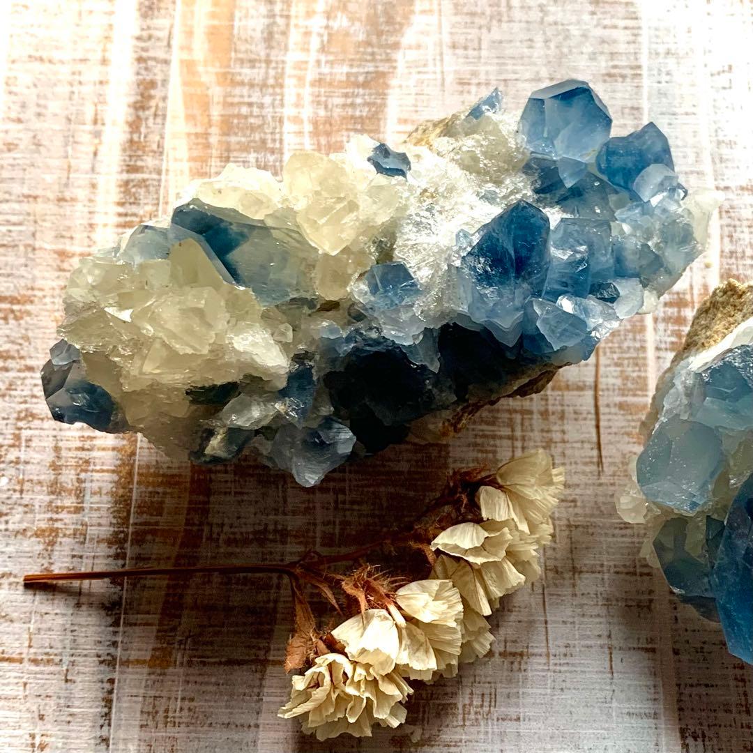 希少！カルサイト共生のセレスティン結晶標本C/原石 鉱物/クラスター