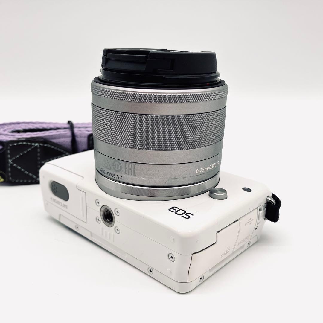 Canon EOS M10 ホワイト 15-45mmレンズキット