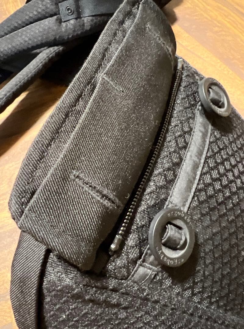 エルゴベビー　アルタ　ヒップシート　オニキスブラック