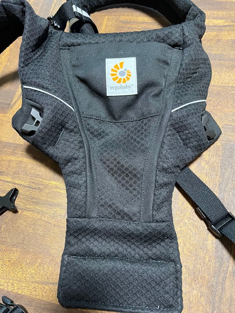 エルゴベビー　アルタ　ヒップシート　オニキスブラック