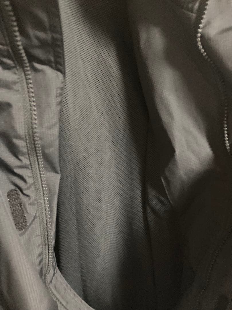 adidas レアルマドリード　ナイロンジャケット　Lサイズ 試着のみ