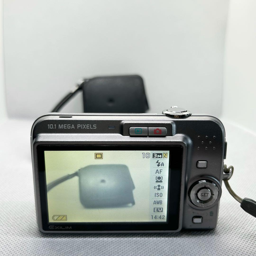 【良品】CASIO コンパクトデジタルカメラEXILIM EX-Z1080