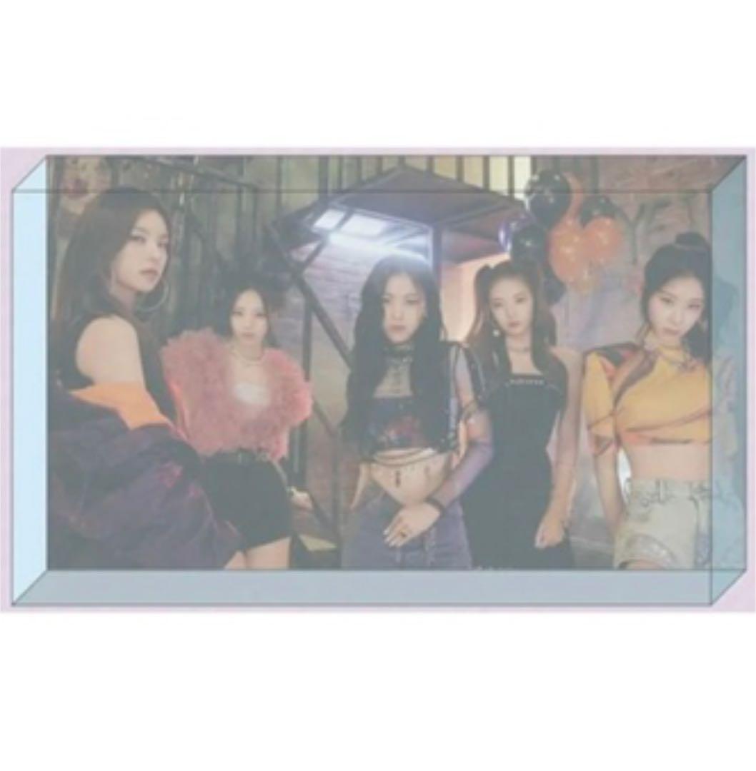 ITZY15名限定品