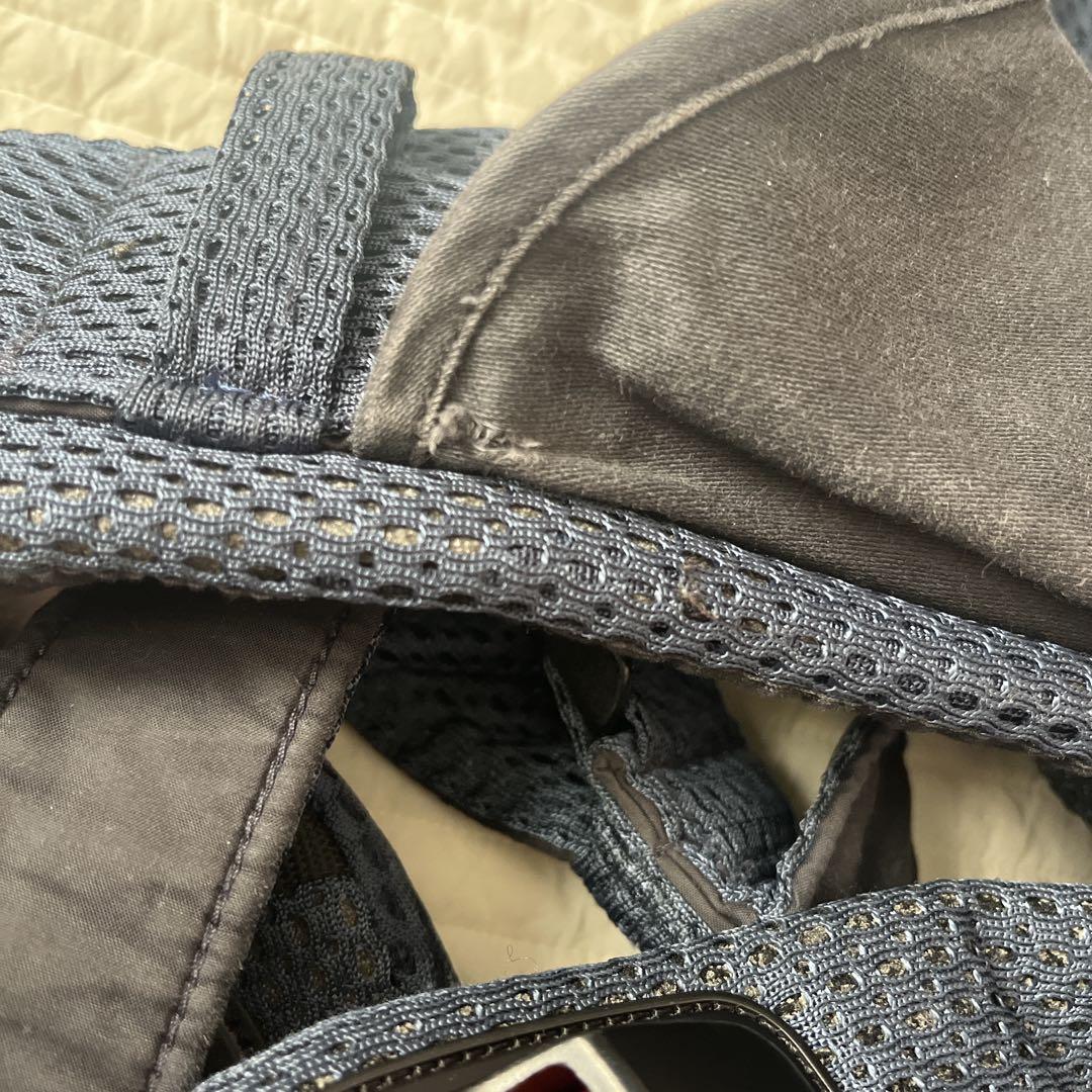 ベビービョルン ハーモニーネイビー抱っこ紐　リバーシブルカバー付き