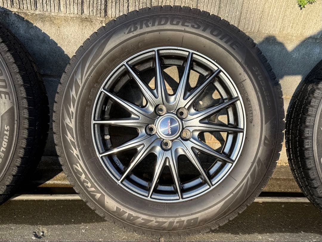 中古VELVA SPORT2 15インチ 6J 5穴 PCD100 +43