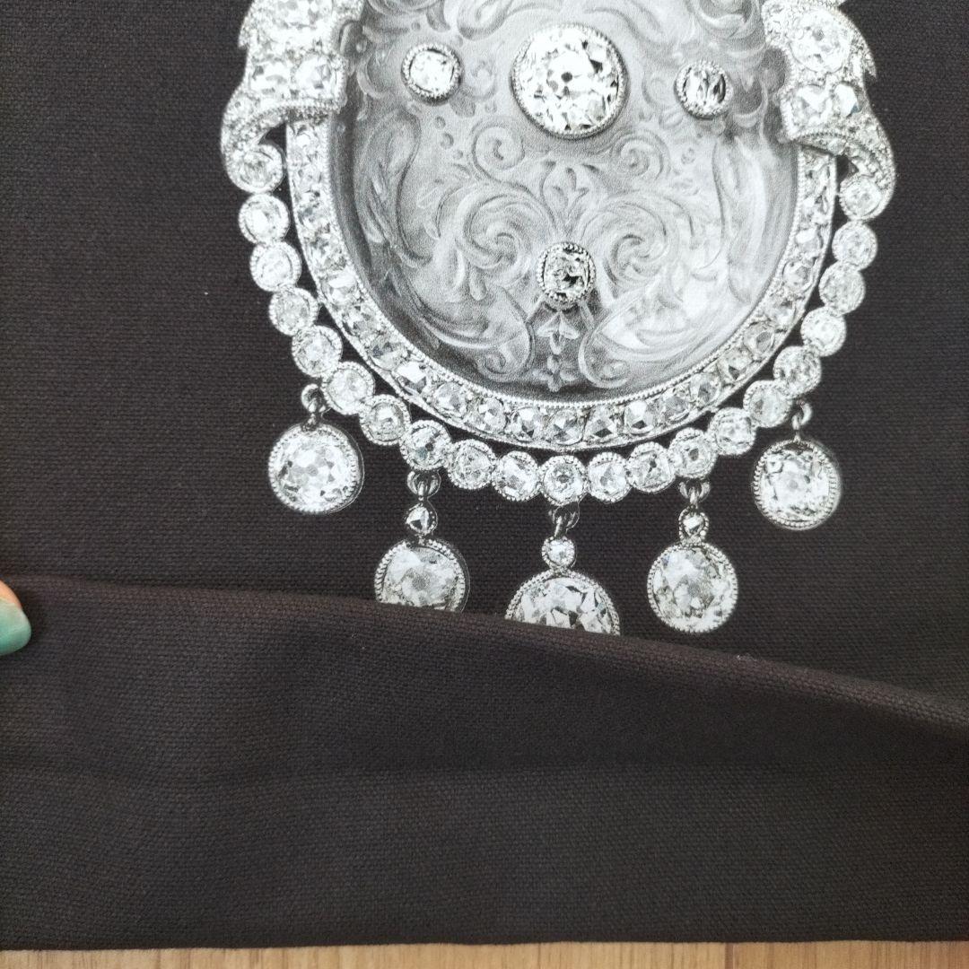 カルティエ展 V&A美術館 トートバッグ　ブローチ