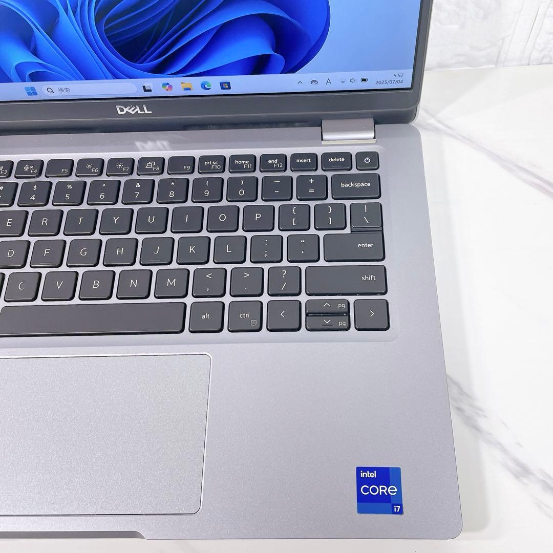 高年式 Corei7 11世代/SSDNVMe/16GB/ノートパソコンDELL