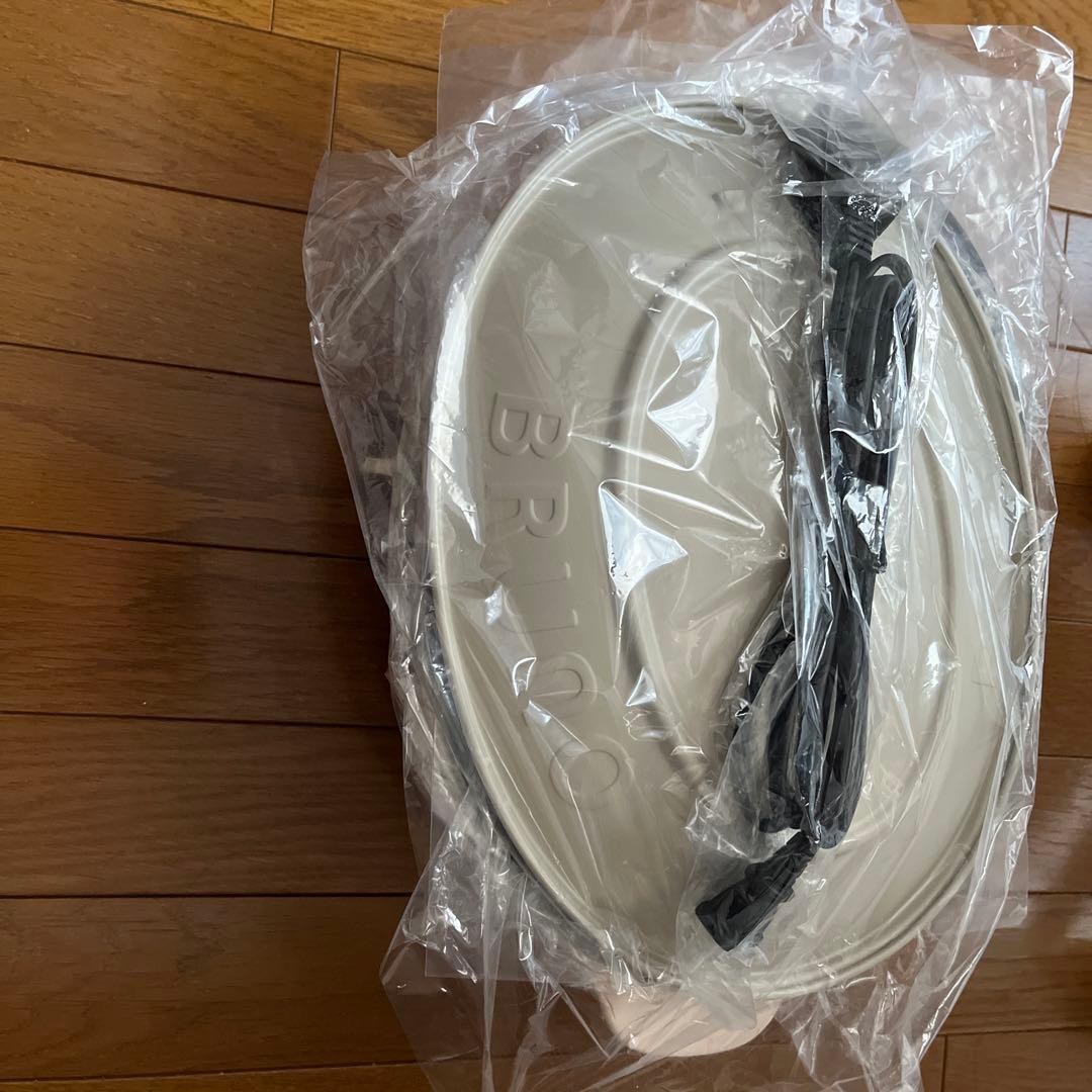 新品未使用　BRUNO オーバルホットプレート グレージュ