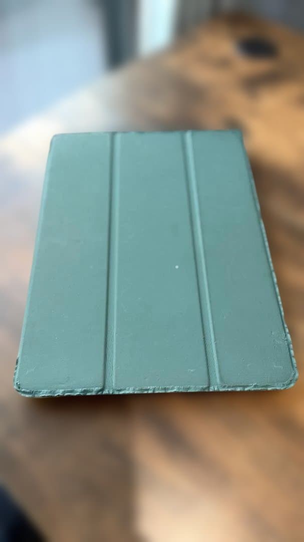 iPad 第7世代 32GB スペースグレイ MW742J／A Wi-Fi