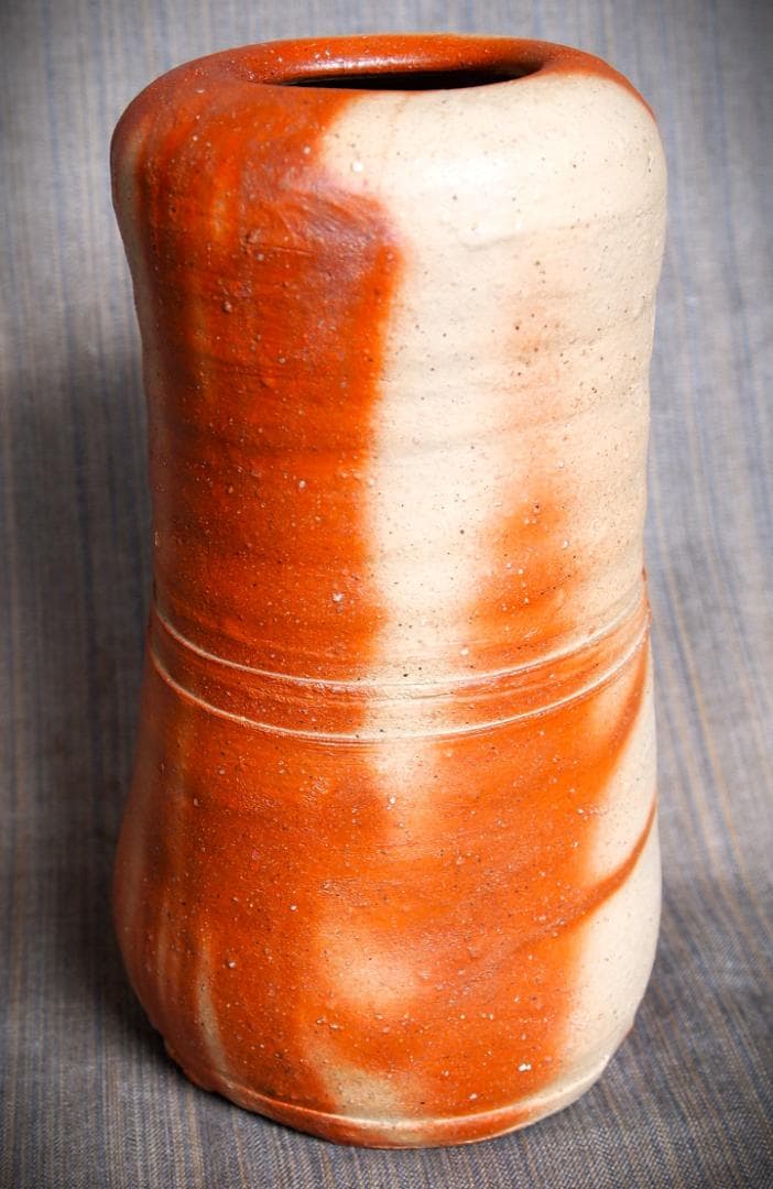 人気作家★金重有邦【師：金重素山、金重陶陽】★備前緋襷花入★共箱・布