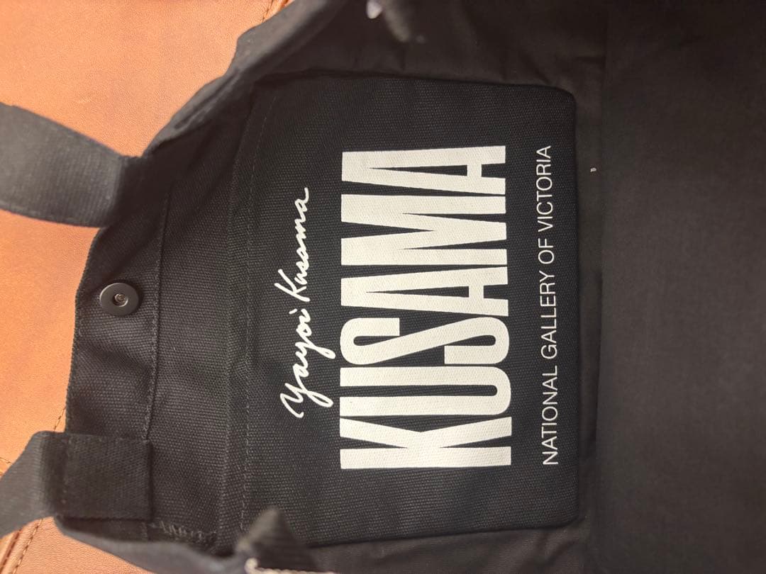 【限定品】草間彌生 かぼちゃ 黒トートバッグ ビクトリア国立美術館　コラボ