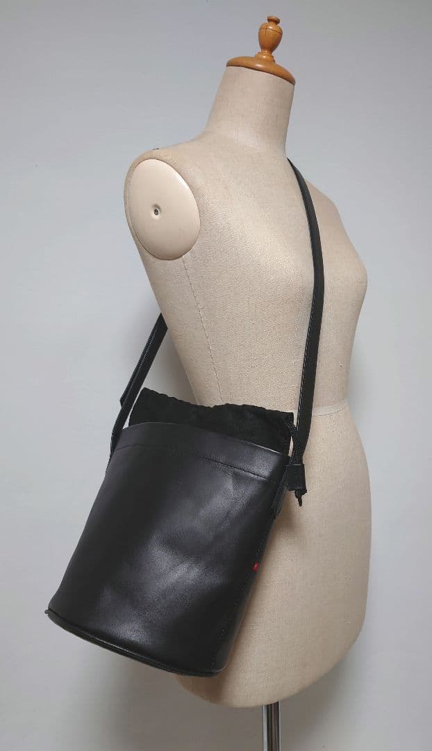未使用級✨パーマネントエイジ 北欧暮らしの道具店 バケツ型レザーショルダーバッグ