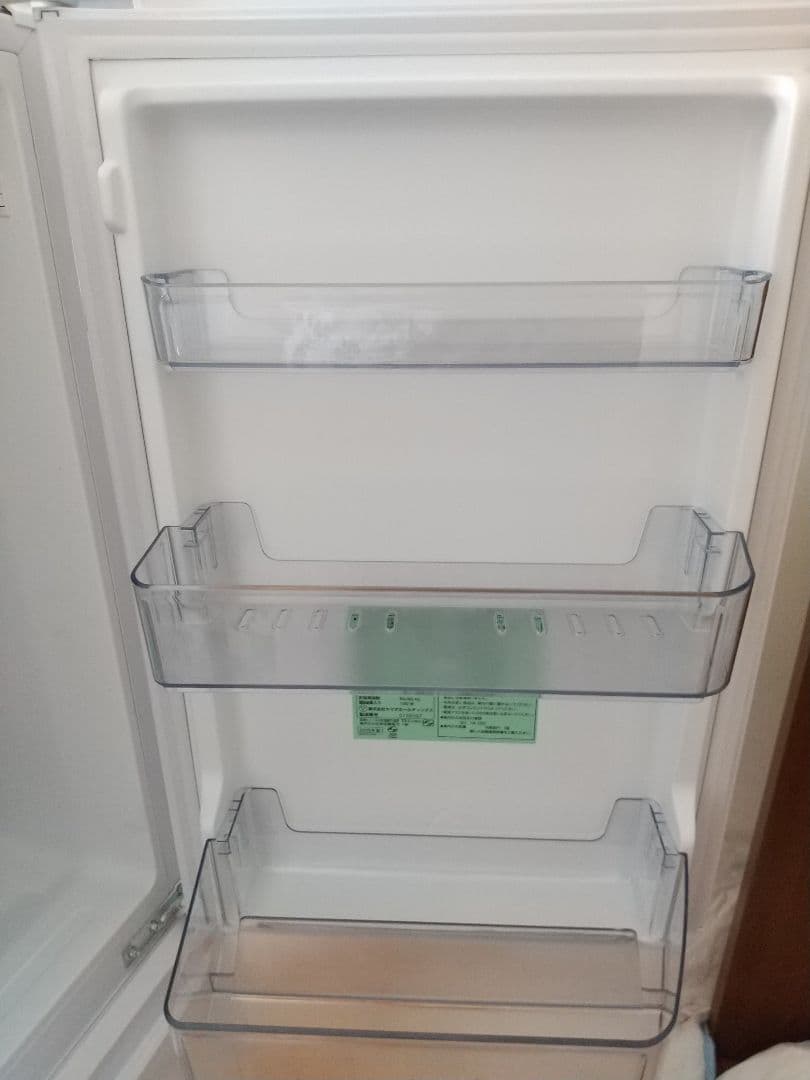未使用に近い　2025年製 ホワイト冷蔵庫 2ドア　ヤマダ電気保証5年あり