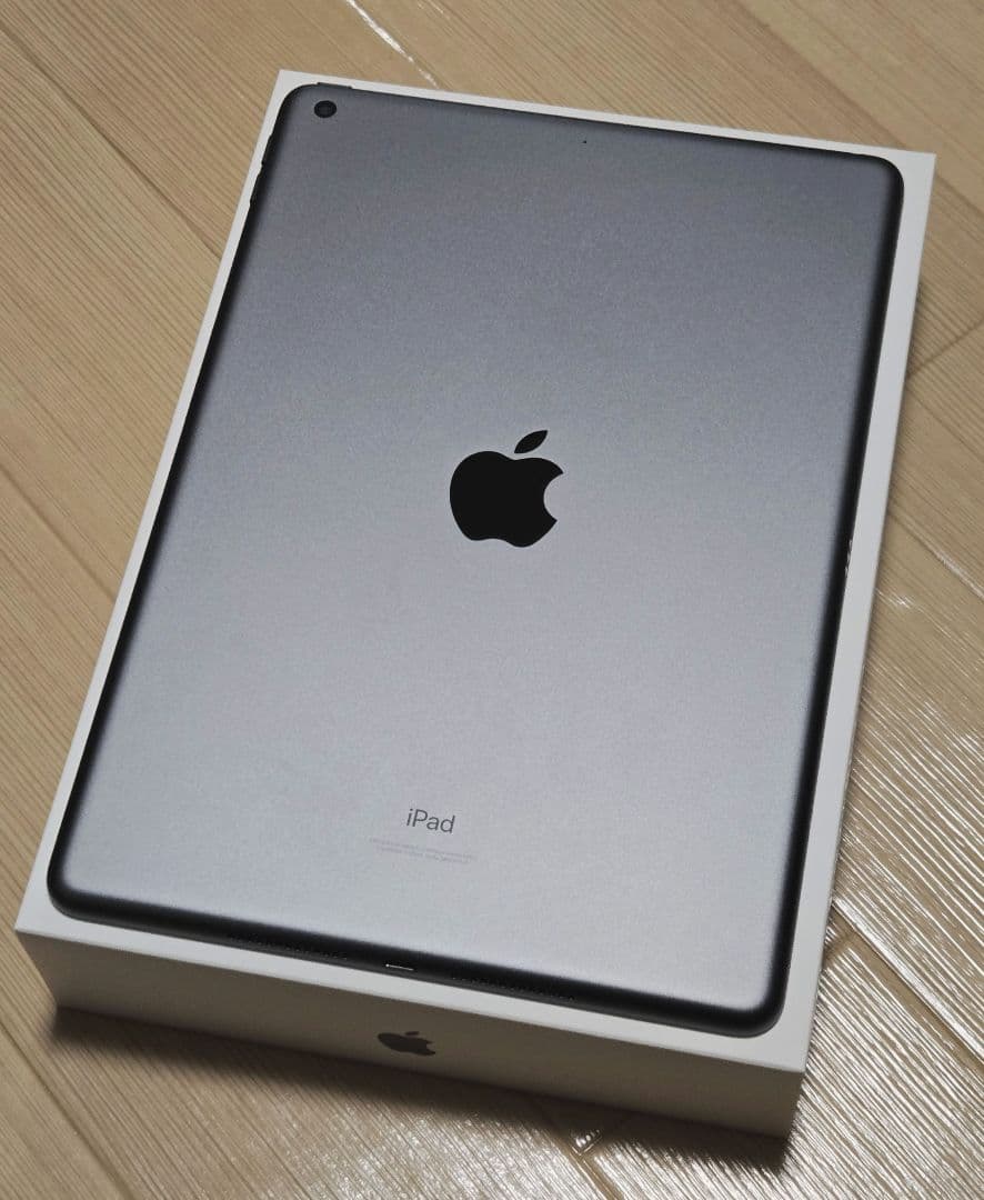 Apple iPad (第9世代) 256GB スペースグレイ本体